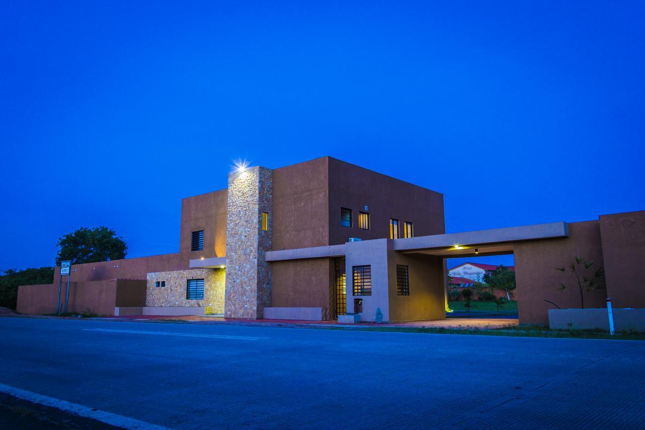 El Suto-Aparthotel San Jose de Chiquitos Exterior photo